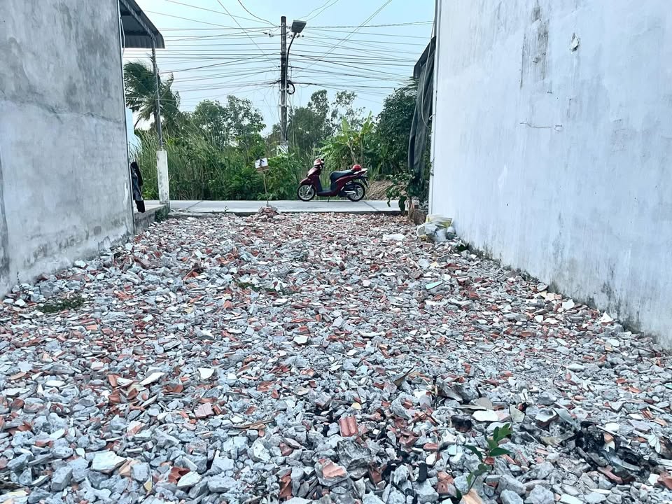 Đất nền hẻm Quán Oanh, Bạc Liêu 52m² giá chỉ 460 triệu - Sổ hồng chính chủ!