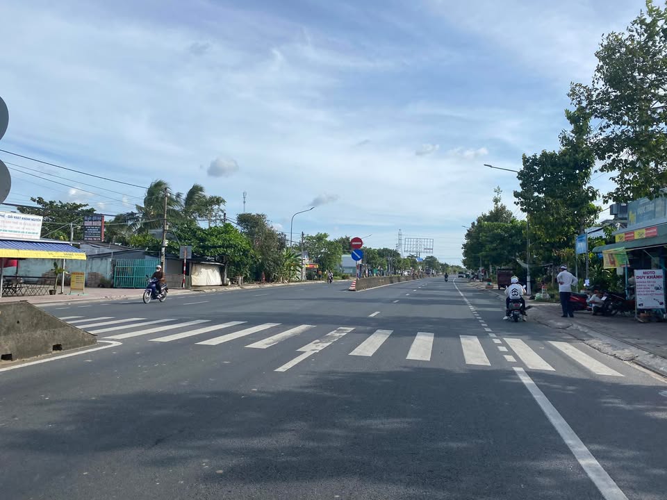 Bán đất mặt tiền Quốc lộ 1A, Phường Láng Tròn, 260m² - Vị trí kinh doanh đắc địa!