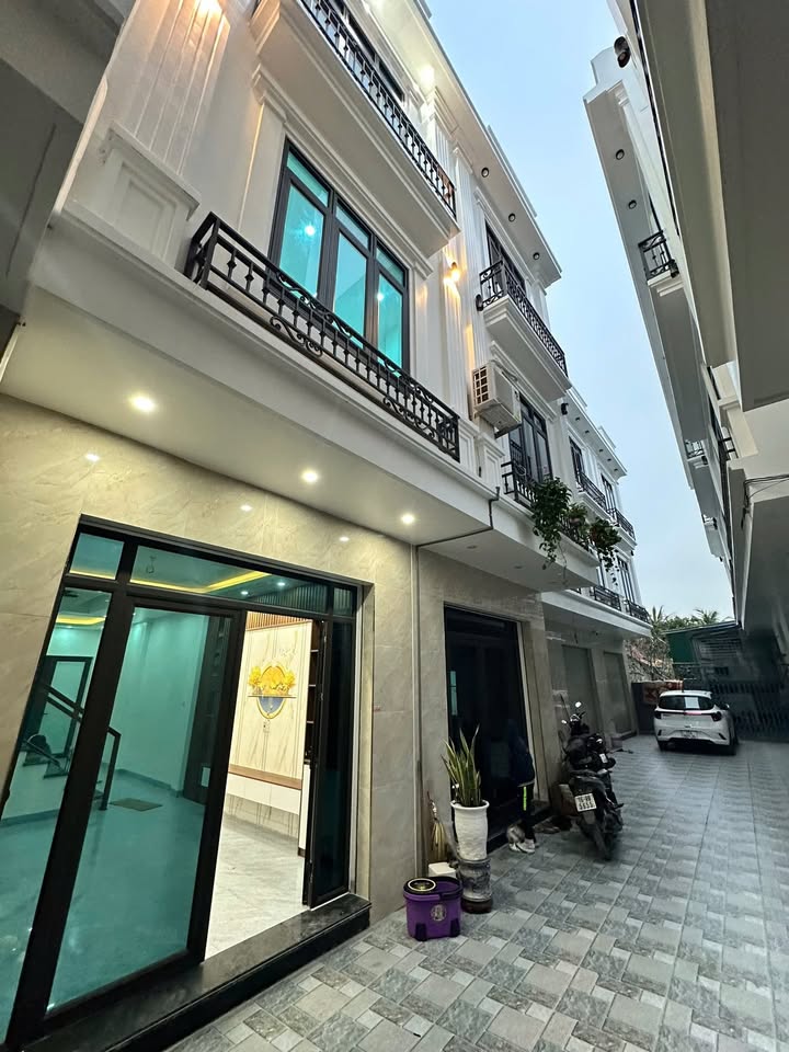 Nhà 3 Tầng Đẹp 43m² tại Đa Phúc - Dương Kinh - Giá 2.1 Tỷ - Chính Chủ