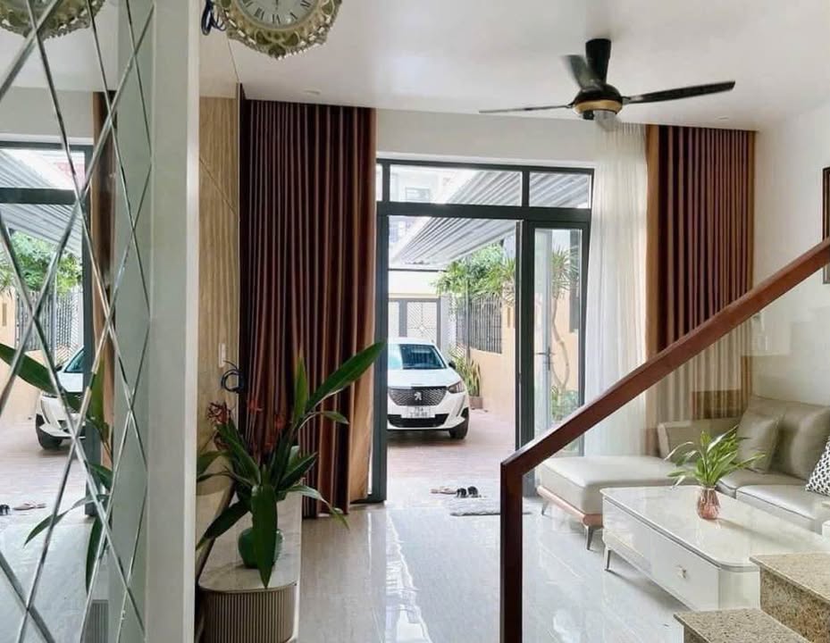 Nhà Vườn 2 Tầng Phú Thượng, Huế 121.3m² giá 3.25 tỷ - Vị trí đắc địa gần chợ!