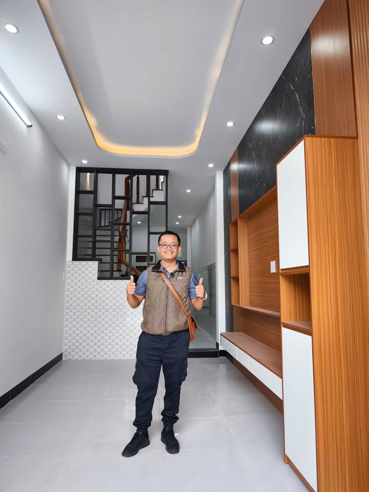 Nhà hẻm 2 tầng Quang Trung 53m² giá 3.1 tỷ - Nhà mới 100% chính chủ!
