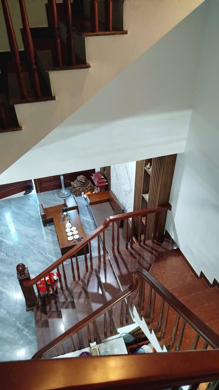 Nhà phố Phường Đông Thọ, 92.5m², giá 8 tỷ - Nhà mới, đẹp, chính chủ!