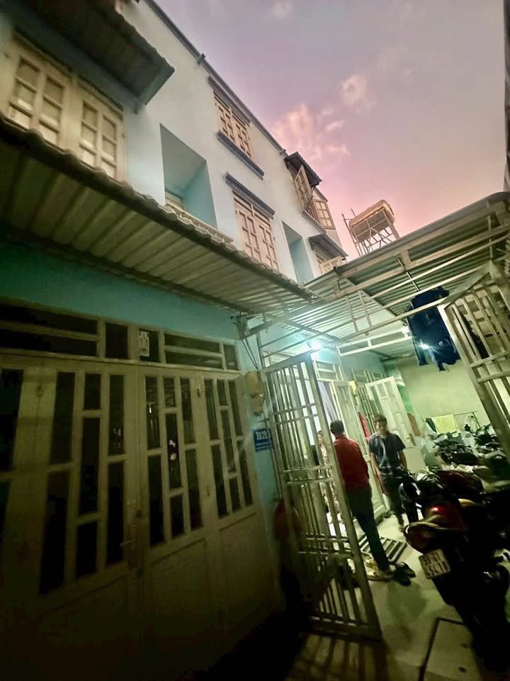 Nhà riêng Quận 12, 25m² giá 1.56 tỷ - Pháp lý chuẩn, sẵn sàng vào ở!