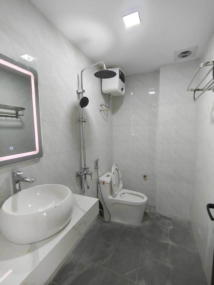 Nhà Cầu Diễn – Bắc Từ Liêm, Hà Nội 31m² giá 7 tỷ - Mặt tiền rộng, tiện ích đa dạng!