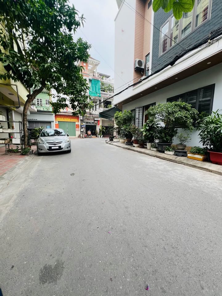 Nhà mặt đường Phạm Tử Nghi, Quận Lê Chân, 76m² giá 6 tỷ - Thiết kế đẹp, ô tô vào tận nhà!