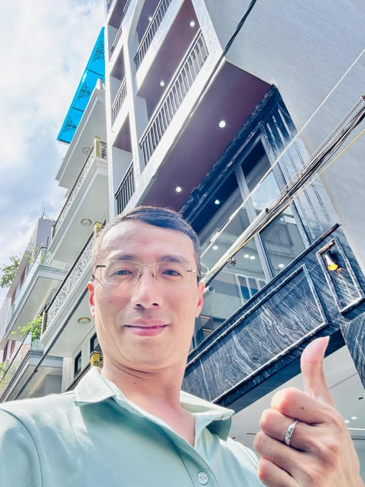 Nhà Phố Lạc Trung, Quận Hai Bà Trưng, 55m², giá 20 tỷ - Thiết kế hiện đại, sẵn sàng vào ở!