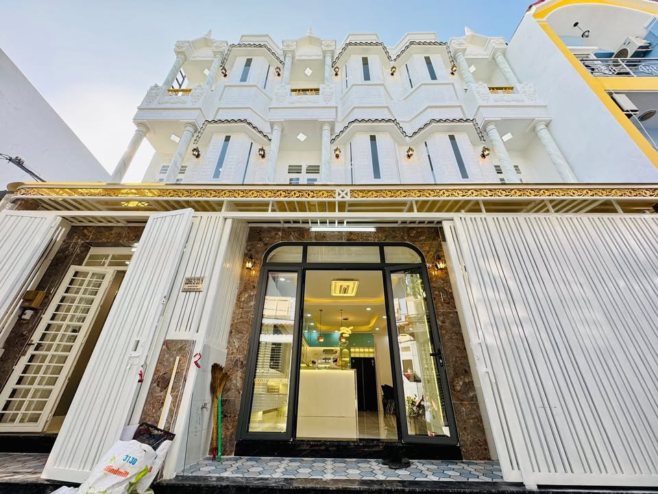 Nhà 2 Lầu HXH Huỳnh Tấn Phát, Quận 7, 90m² giá 8.5 tỷ - Đầu tư sinh lời ngay!