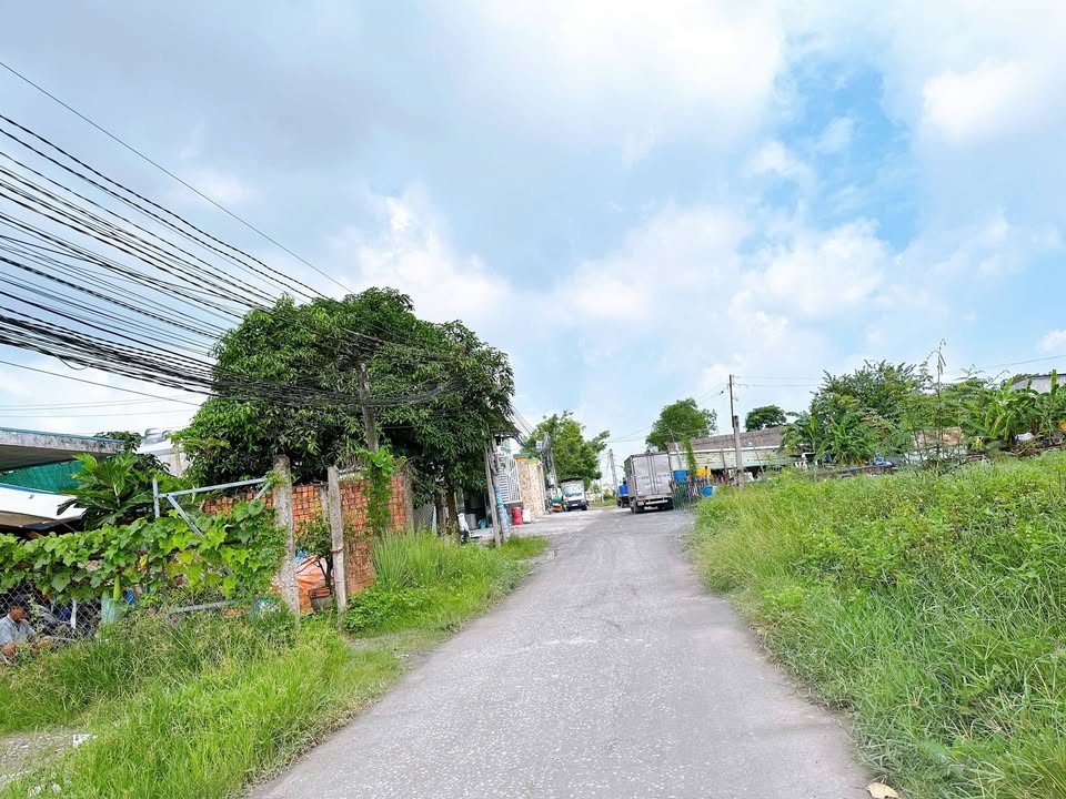 Đất mặt tiền đường Bình Tiền 2, KCN Tân Đức, 559m² giá 4.9 tỷ - Đầu tư sinh lời!