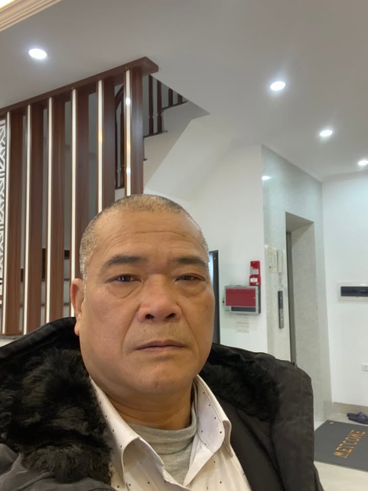 Nhà phố Đường Láng, Quận Đống Đa, 42m², giá 12 tỷ - Tiện ích đầy đủ ngay trung tâm!