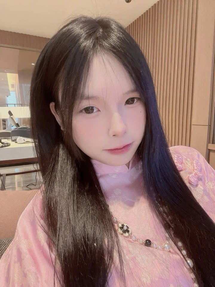 Nhà 5 tầng thang máy đường Văn Cao 90m² giá 19 tỷ - Chính chủ bán gấp!