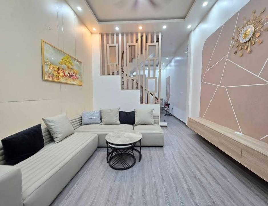 Nhà 5 tầng Cầu Diễn, Xuân Phương 38m² - Đầu tư sinh lời ngay!