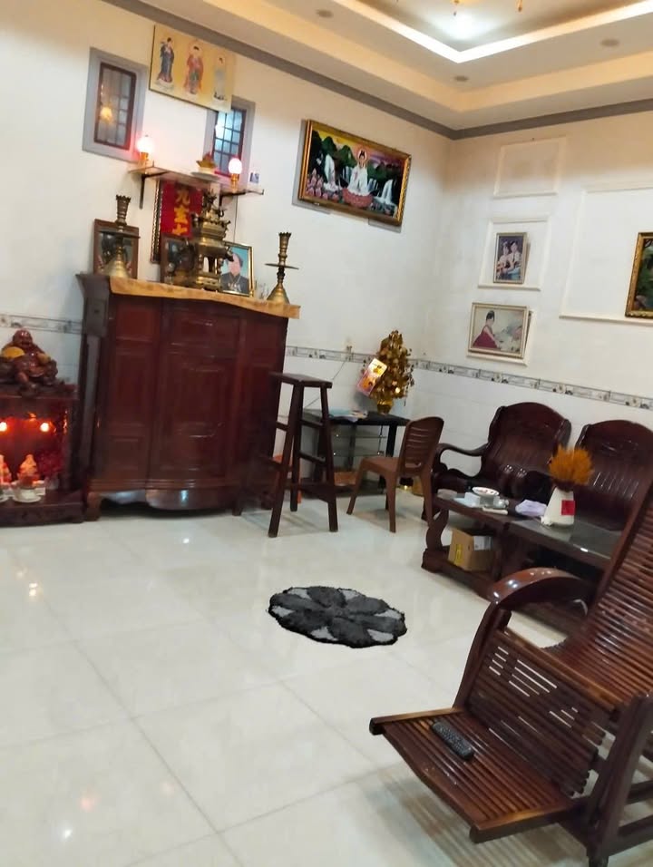 Nhà cấp 4 hẻm 56 Hồ Trung Thành, 194m² giá 3.3 tỷ - Thương lượng chính chủ!