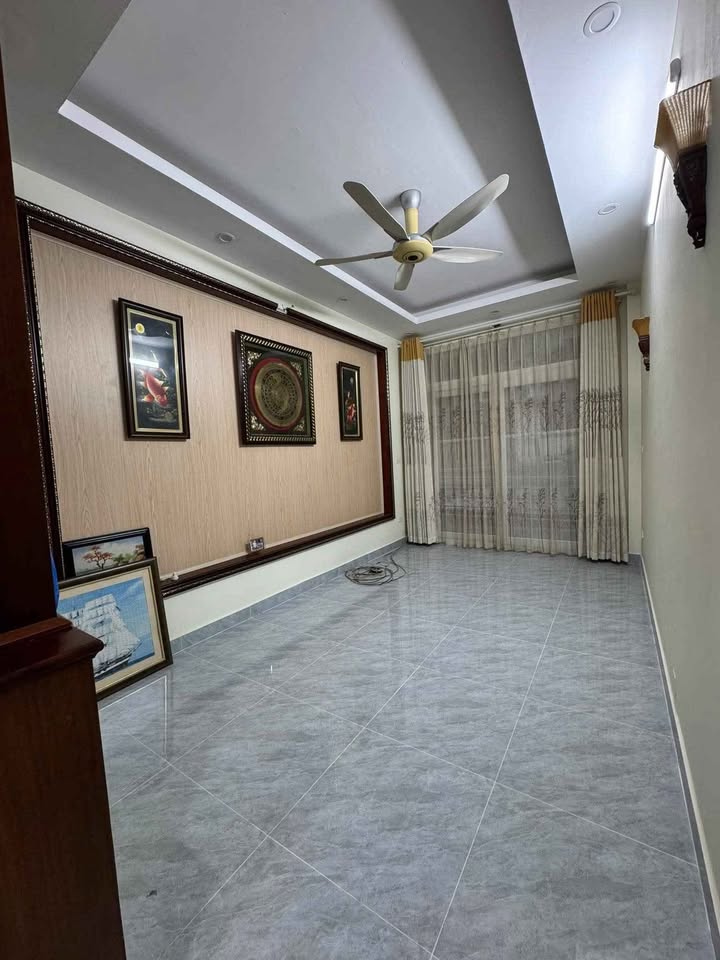 Nhà phố Đội Cấn, Ba Đình 49m² giá 12.5 tỷ - Lô góc 3 mặt thoáng