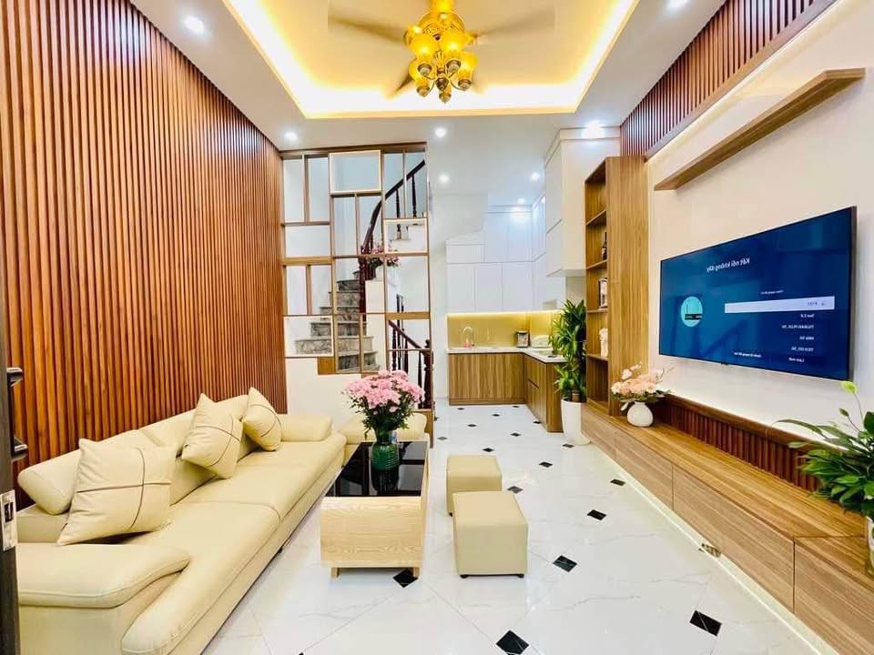 Nhà phố hiện đại Ngãi Cầu, Hoài Đức 33.6m² giá 6 tỷ - Sẵn sàng vào ở ngay!