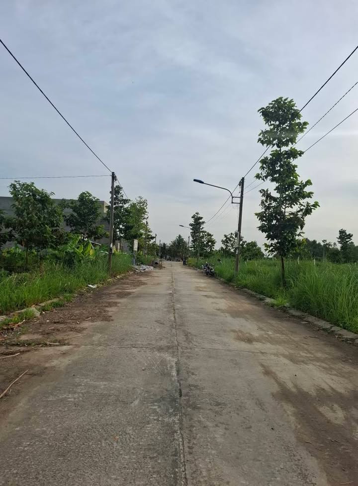 Đất nền góc khu tái định cư Nguyễn Thái Bình, Rạch Giá, 80m² - Giá chỉ 600 triệu!