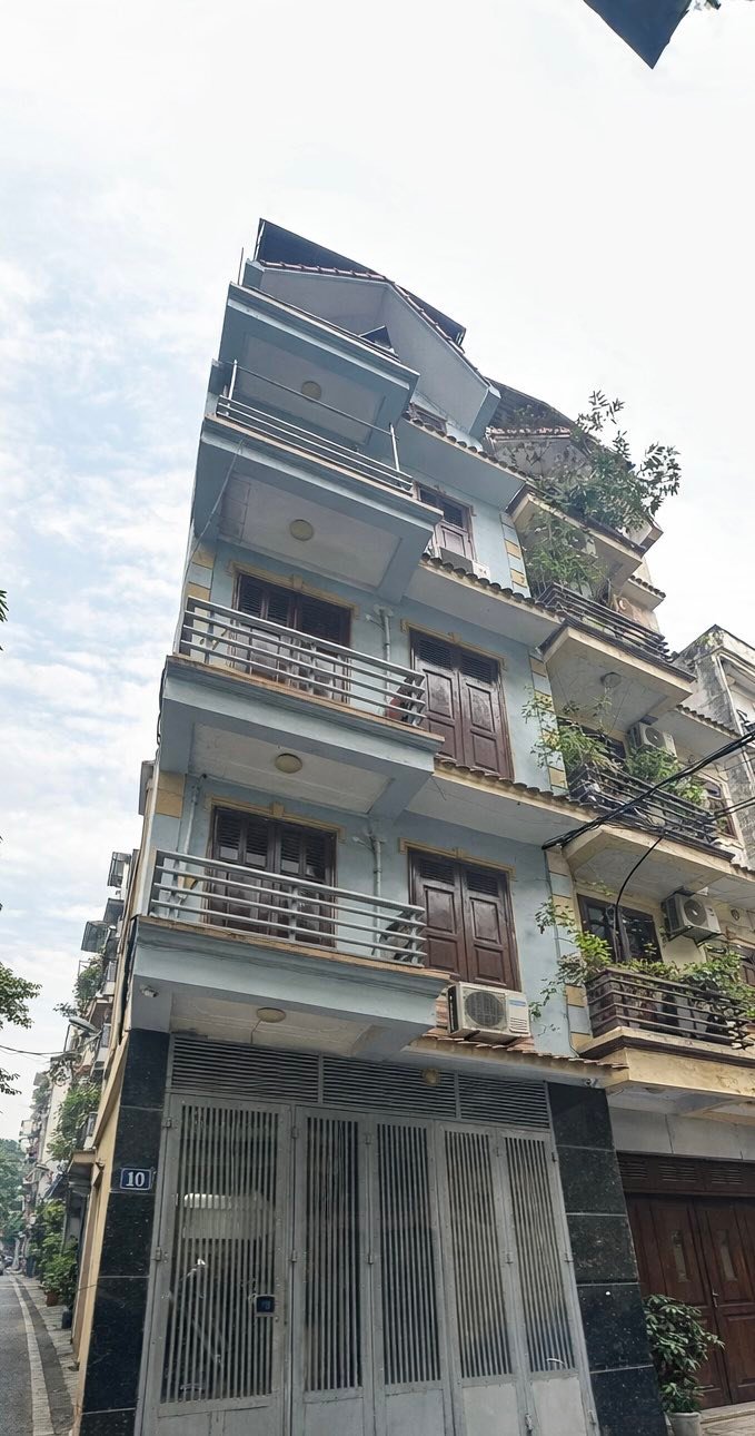 Nhà riêng Bùi Xương Trạch 30m² giá 7.15 tỷ - Lô góc thoáng mát!