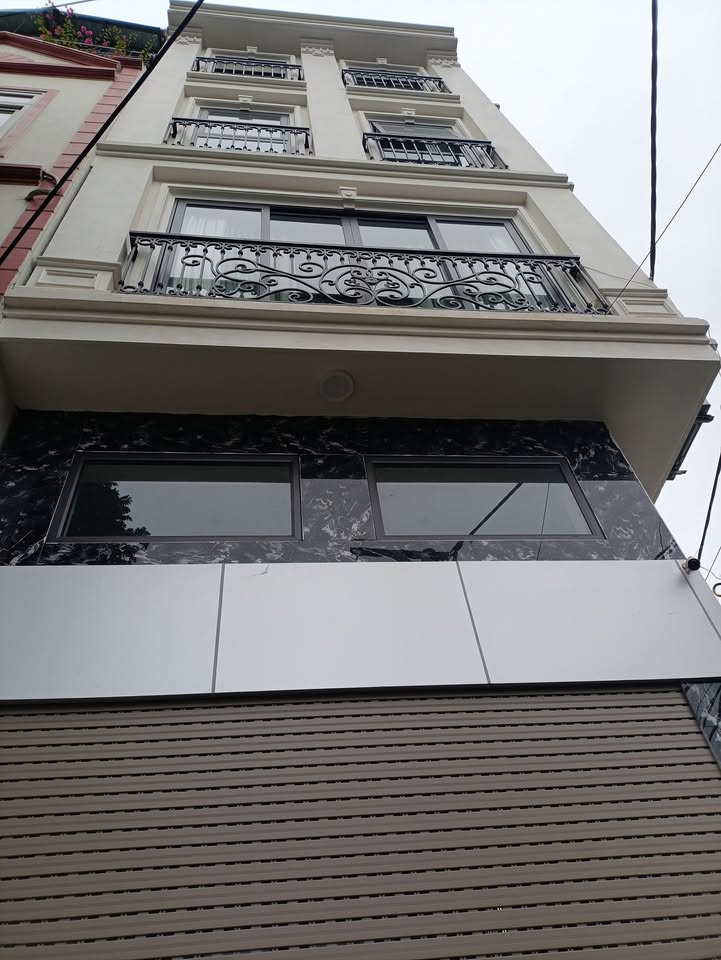 Nhà phố Thị Trấn Văn Điển 38m² giá 6 tỷ - Nhà mới, vị trí thuận lợi!