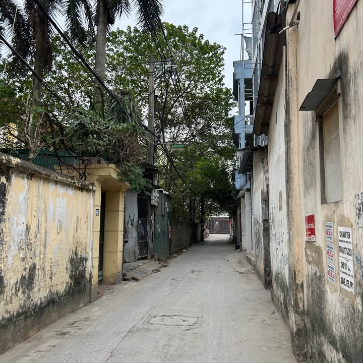 Nhà riêng Cổ Nhuế 32m² giá 7.9 tỷ - Sẵn sàng giao dịch ngay!