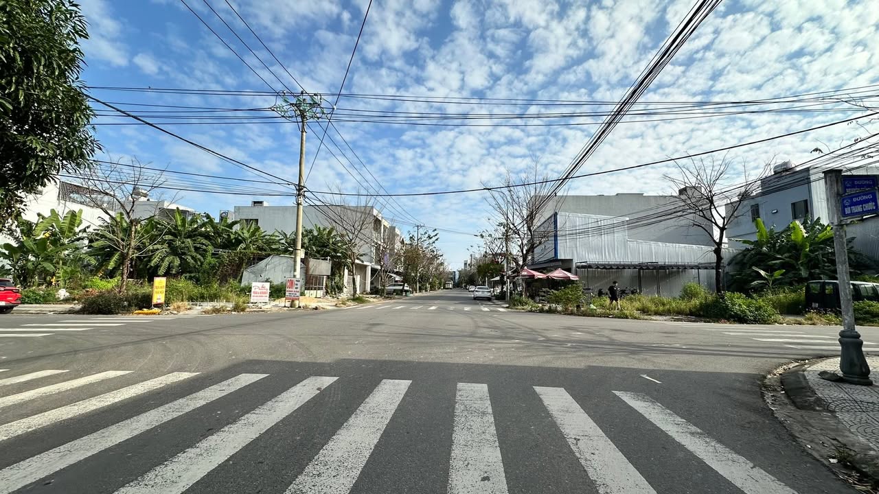 Đất nền góc 207m² tại đường Bùi Trang Chước, Đà Nẵng - Giá 20 tỷ, thương lượng