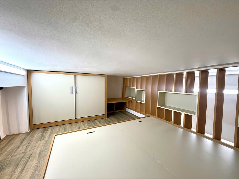 Căn hộ Tập thể Nghĩa Tân, Cầu Giấy 45m² giá 2.95 tỷ - Vị trí đắc địa ngay chợ sầm uất!