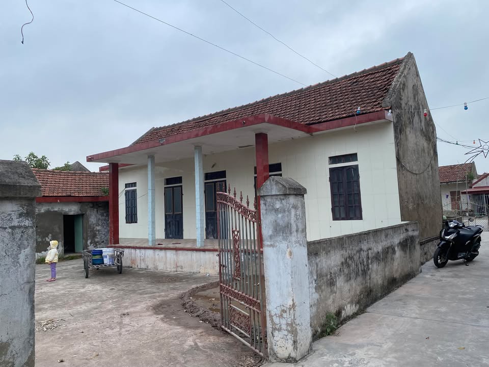 Bán đất lô góc 192.5m², tặng nhà cấp 4 đẹp tại Xóm 4, Nghĩa Hải, Nam Định - Sổ đỏ chính chủ!