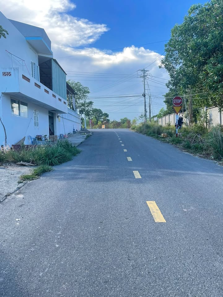 Đất nền Lộc An - 155m² giá chỉ 2.2 tỷ - Đường 10m thuận tiện xe ô tô