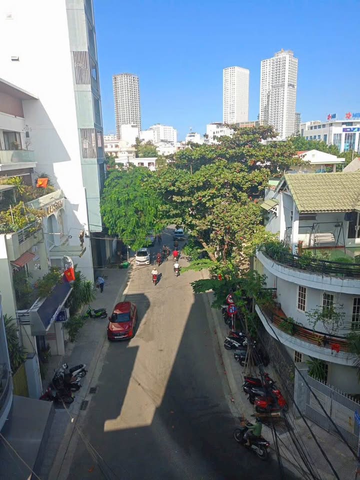 Nhà mặt tiền kinh doanh Đường Lê Quý Đôn Ninh Hòa 50m² giá 10.5 tỷ - Hướng Đông Bắc phát tài!