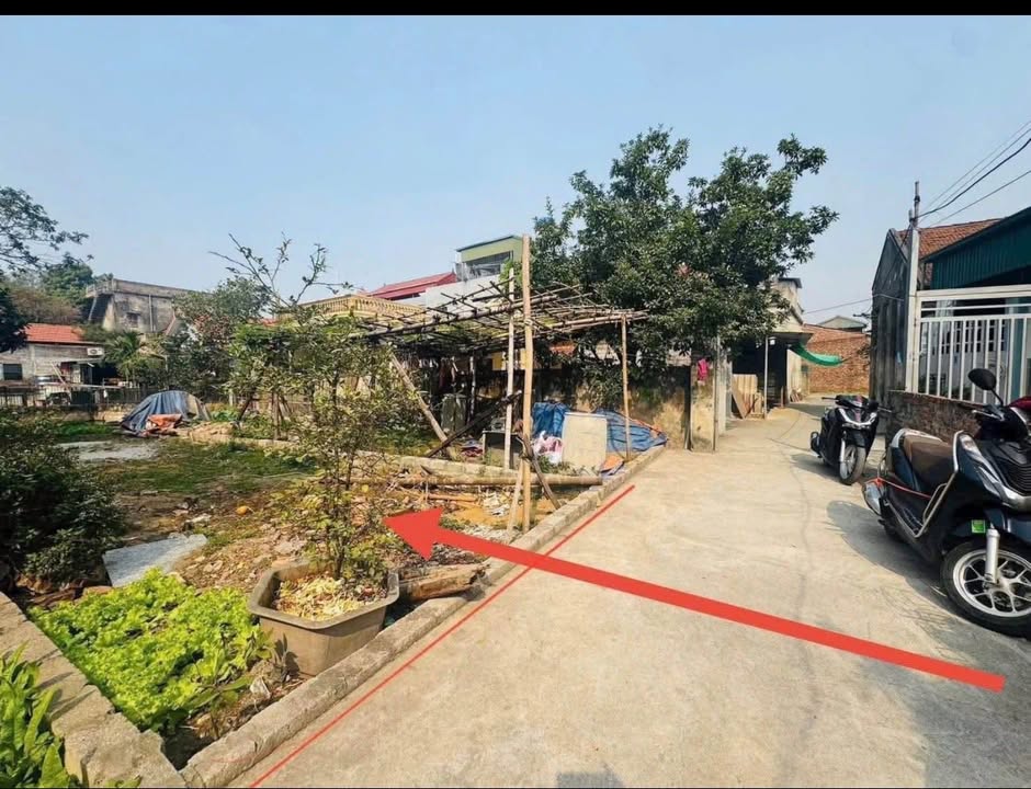 Đất nền Làng Chuông, Thanh Oai 70m² giá 2 tỷ - Đầu tư sinh lời hiếm có!