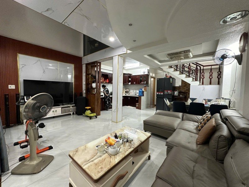 Nhà 5 tầng Nguyễn Tư Giản, Gò Vấp 71m² giá 9.2 tỷ - Cơ hội không thể bỏ lỡ!