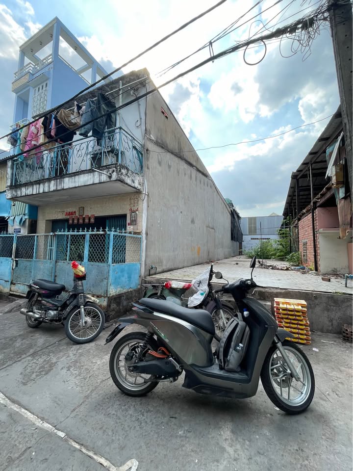 Đất nền hẻm 103 Chiến Lược, Quận Bình Tân, 80m² giá 4 tỷ - Cơ hội đầu tư hấp dẫn!