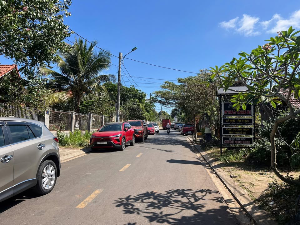 FrontHouse Trịnh Công Sơn - Trần Nhật Duật 166m² giá 16.5 tỷ - Vị trí đắc địa cho đầu tư!