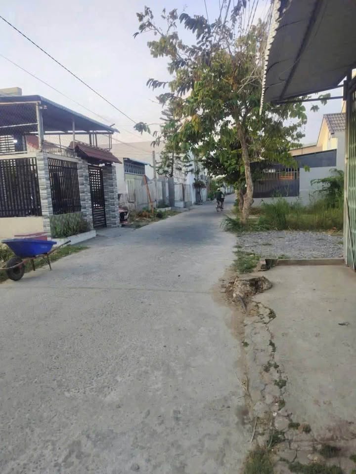 Nhà mặt tiền Nguyễn Văn Khước, Bến Tre 99m² giá chỉ 1.38 tỷ - Cơ hội đầu tư tuyệt vời!