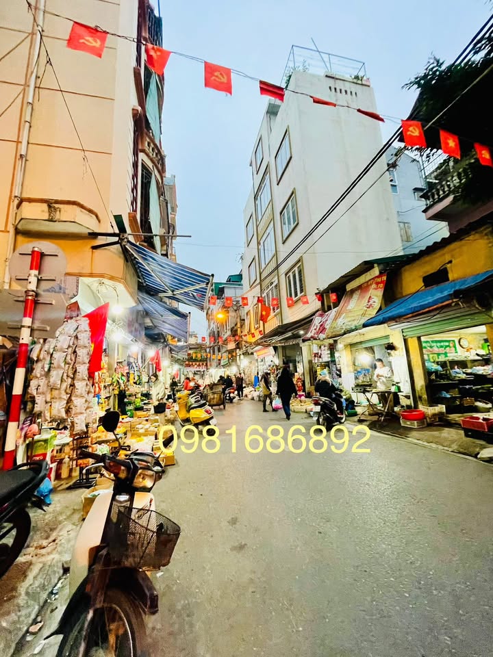 FrontHouse Tản Đà Hà Đông 36m² giá 8 tỷ - Ô tô lùi cửa, tiện ích ngập tràn!