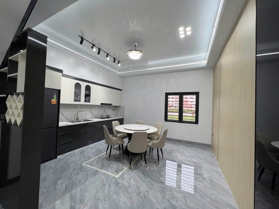 Nhà 3 tầng mới tại Nam Hoàng Đồng 93m² - Sẵn sàng đón Tết!