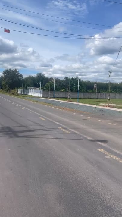 Đất nền Hớn Quản 180m² giá 620 triệu - Sổ hồng chính chủ, thương lượng tốt!