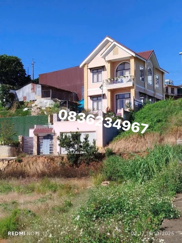 Nhà cho thuê tại Xuân Thọ, Đà Lạt 240m² giá 10 triệu - View đẹp, nghỉ dưỡng lý tưởng!