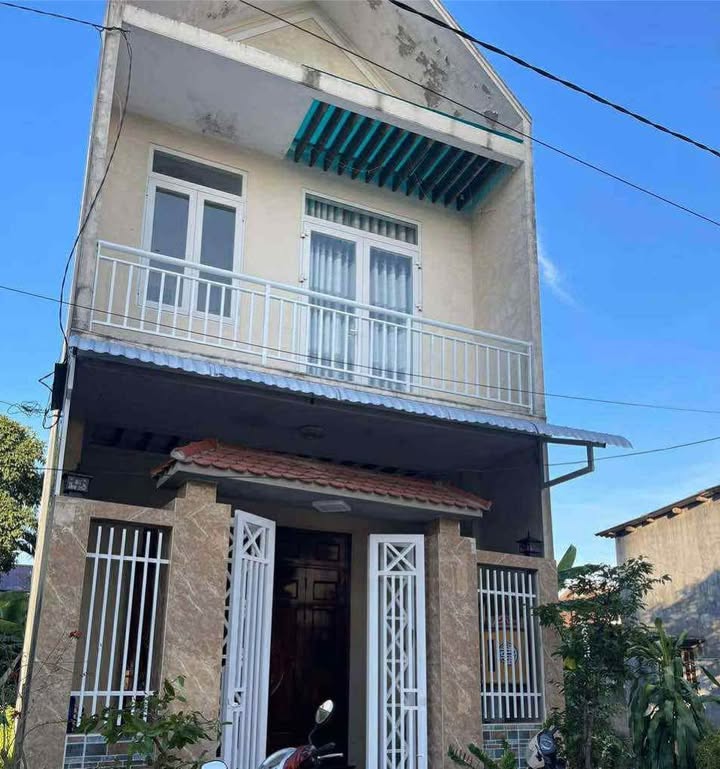 Nhà 2 Tầng Hoàng Quốc Việt, An Cựu 82m² giá 3,5 tỷ - Vị trí trung tâm tiện lợi!