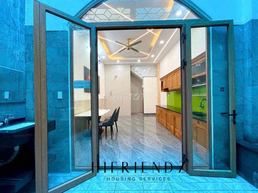 Studio Tô Hiệu 35m² giá 4.5 triệu - Full nội thất, sân vườn thoáng đãng!