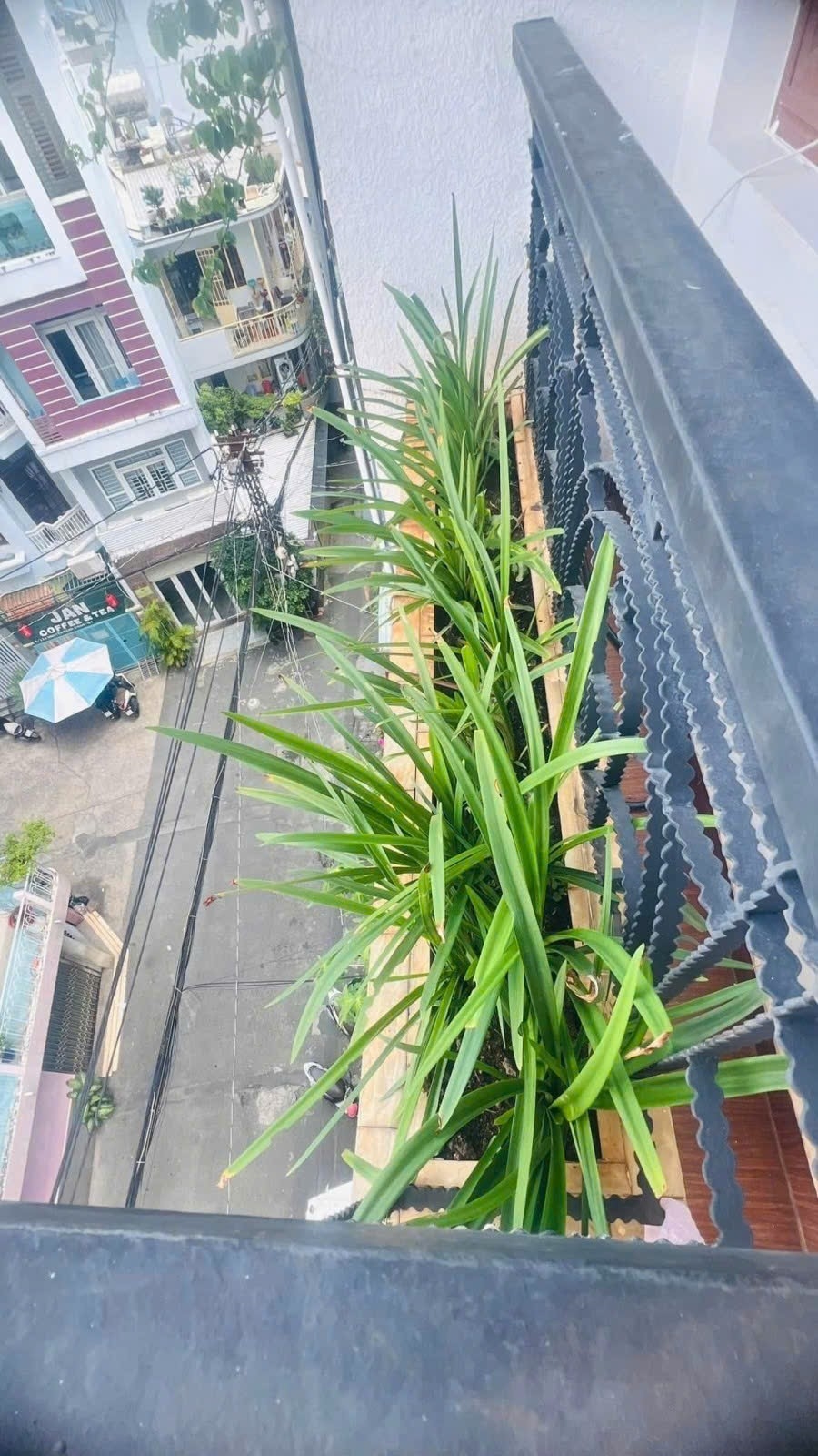 Nhà 6 tầng Quận 1 - Hẻm 8m xe tải - Gần Bộ Công An - Chỉ 12.5 tỷ