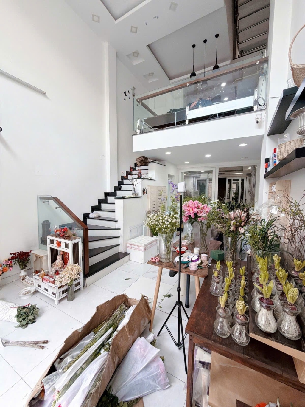 Nhà Bình Thạnh 5 tầng khu compound cao cấp 55m² giá 13.5 tỷ - Đầu tư sinh lời ngay!