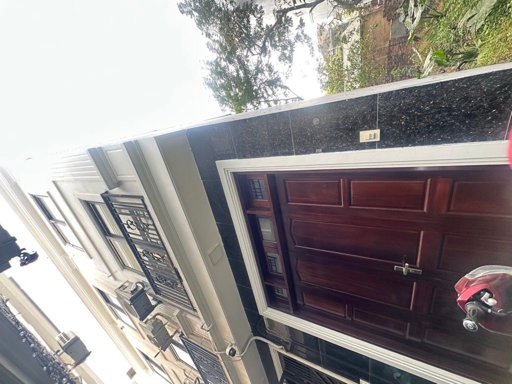 Bán nhà 5 tầng Đông La, Hoài Đức, 40m² giá 4,98 tỷ - Ô tô vào tận nhà!