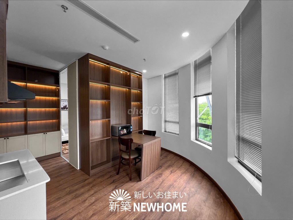 Căn hộ cao cấp 1PN ban công mặt tiền ngay sân bay - Free mọi chi phí