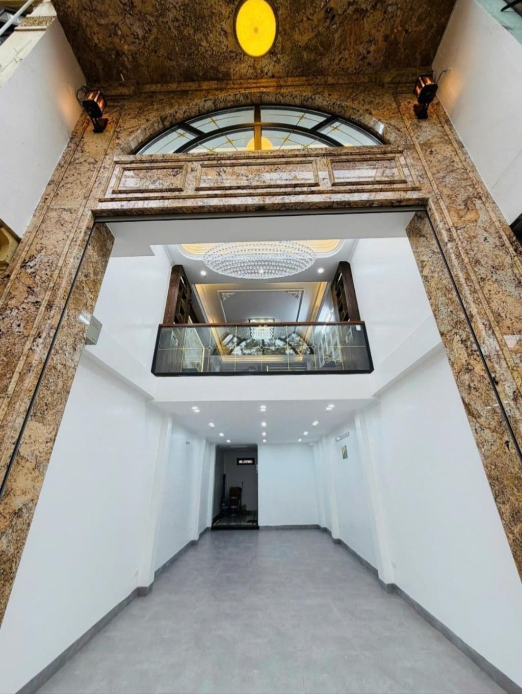 Bán nhà lô 4 Đền Lừ 2, Hoàng Mai 58m² giá 33.2 tỷ - Kinh doanh sầm uất!