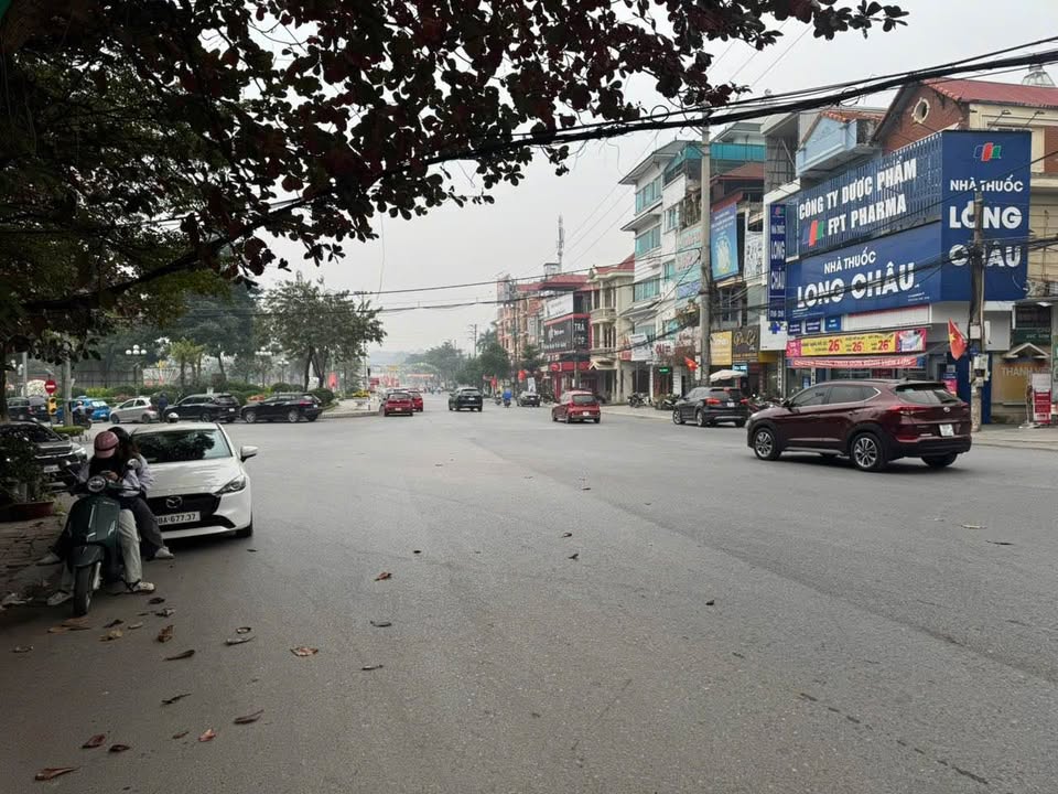 Nhà 3 tầng mặt tiền Trần Phú, 103m² giá 8 tỷ - Kinh doanh sầm uất!