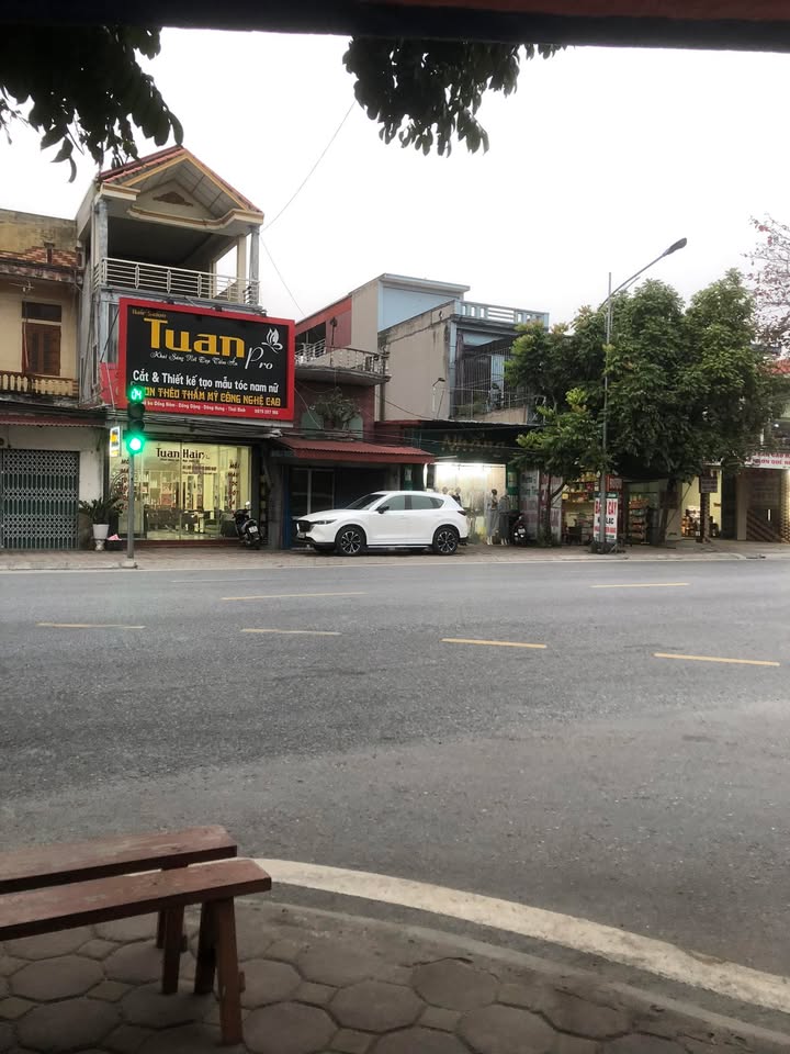 Nhà 2 tầng mặt đường Đống Năm - Ngã 3 Nam Điền 120m² giá 4 tỷ - Đầu tư sinh lời!