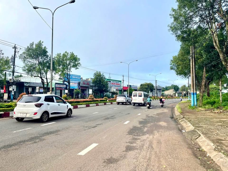Đất mặt tiền Lê Duẩn, Pleiku 190m² giá 2.59 tỷ - Cơ hội đầu tư kinh doanh!