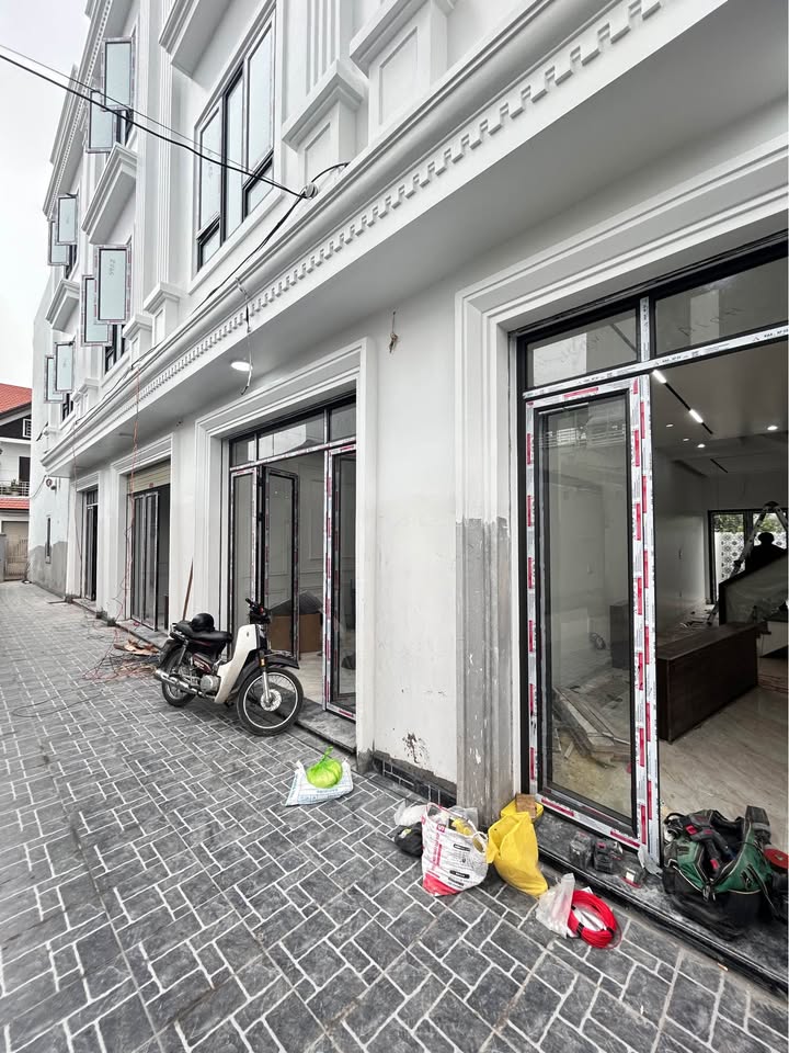 Nhà mới xây tại ngõ Bùi Thị Tự Nhiên, Hải Phòng - 42m² giá 2.8 tỷ - An ninh, yên tĩnh!