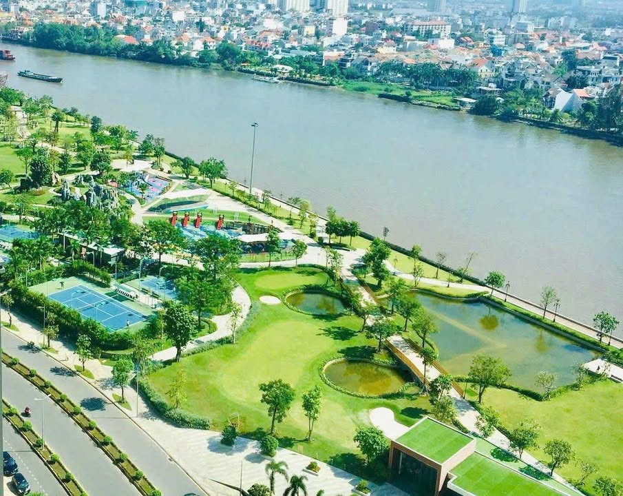 Căn hộ Vinhome Central Park Quận Bình Thạnh 90m² giá 12.5 tỷ - View sông thoáng đẹp!