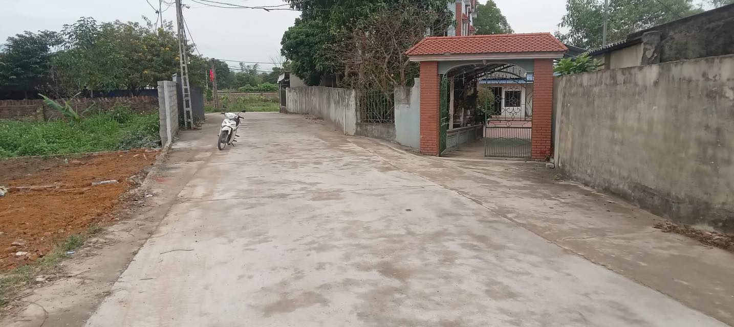 Đất nền Xóm Chùa 2, Đắc Sơn, Phổ Yên 200m² giá chỉ 800 triệu - Đường rộng thông thoáng!