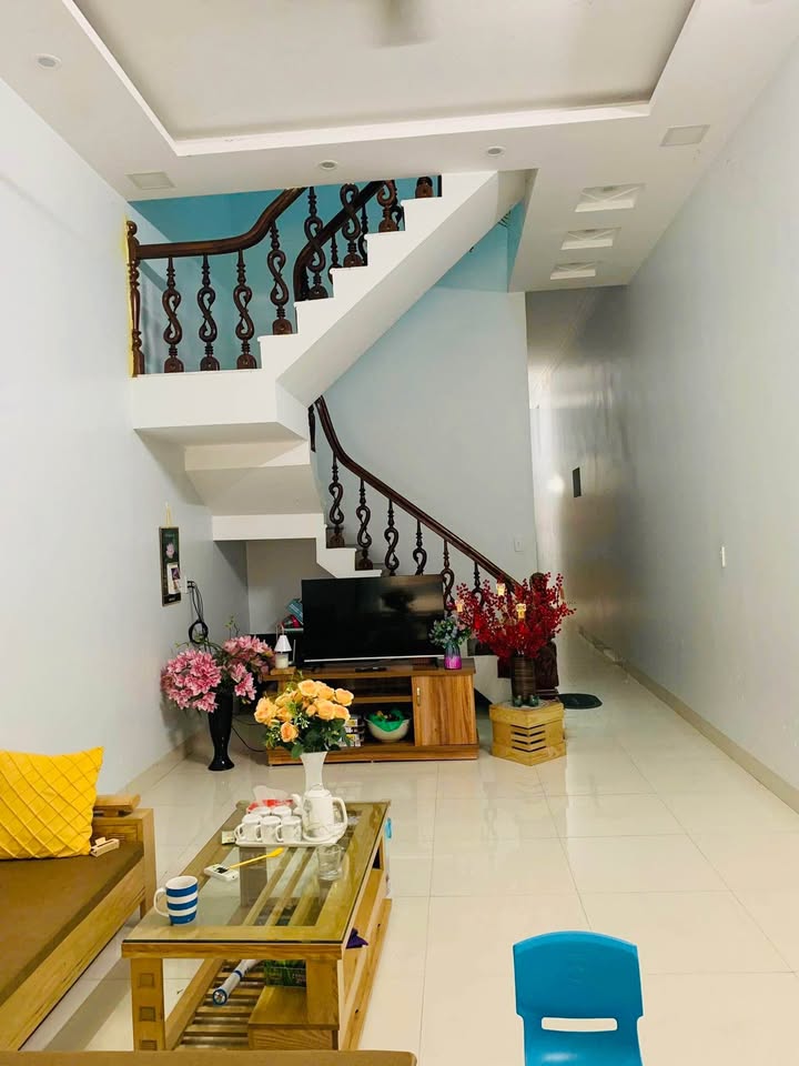 Nhà 2 tầng 1 tum Phường Minh Khai, 88m² giá 2 tỷ - Chính chủ cần thanh khoản!